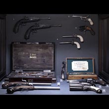 19th century percussion pistols and revolvers
